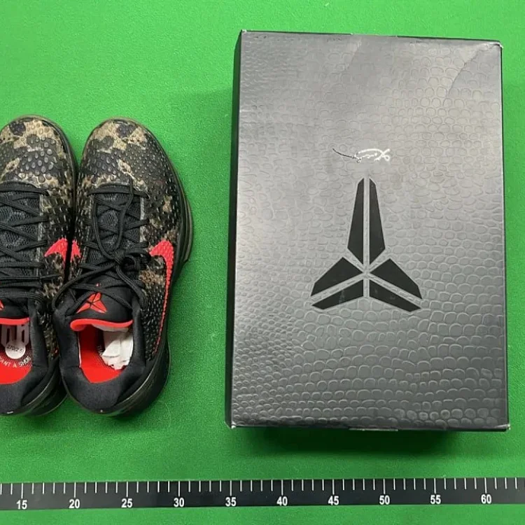 Green-background shoe QC reference from FindSpreadsheet